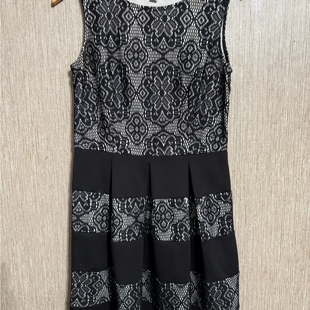 Elegant Black Lace Dress